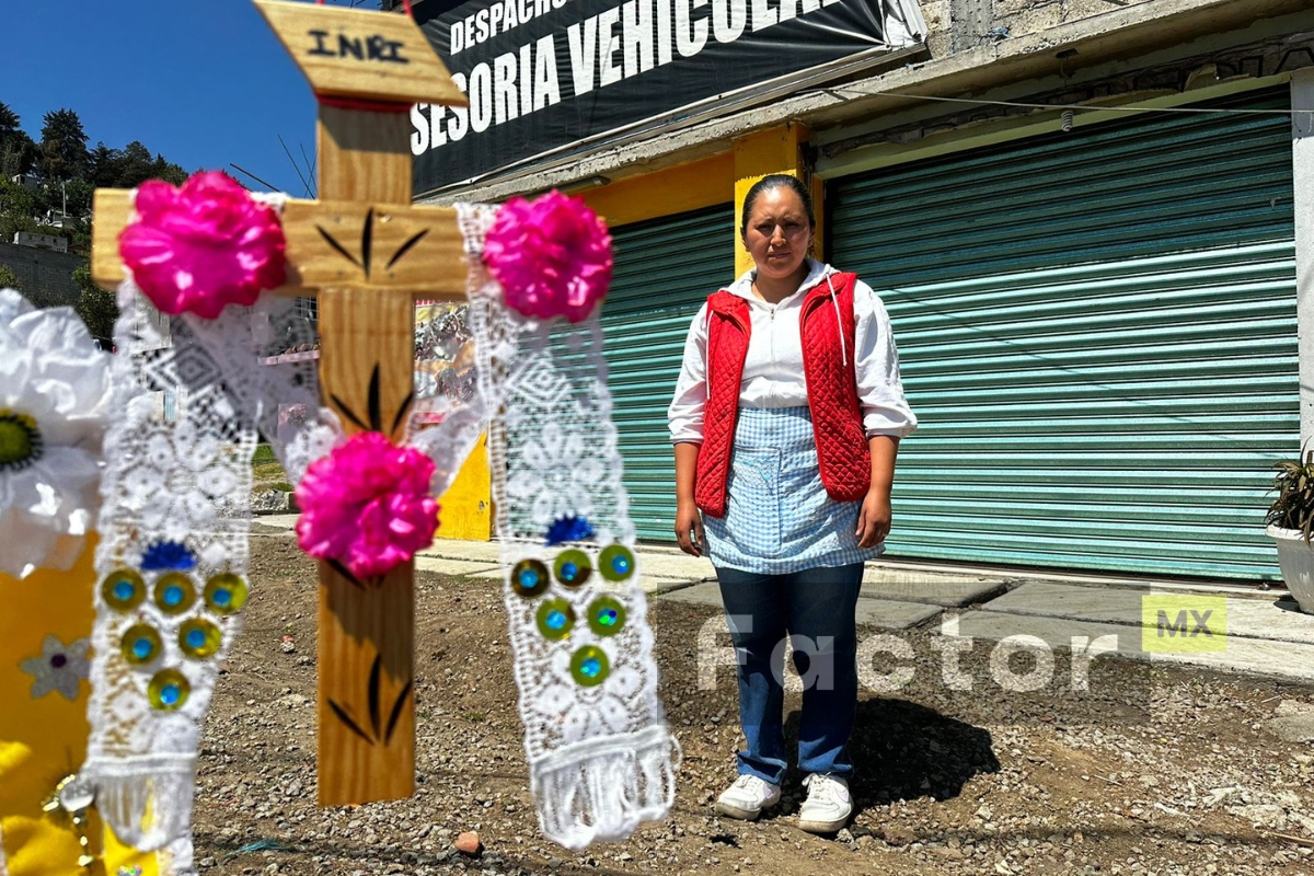 Decoran cruces por fe y sustento en Almoloya de Juárez