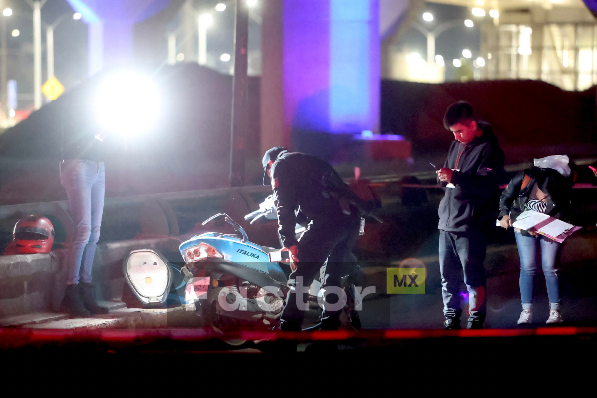 Motociclista muere en avenida Las Torres en Metepec