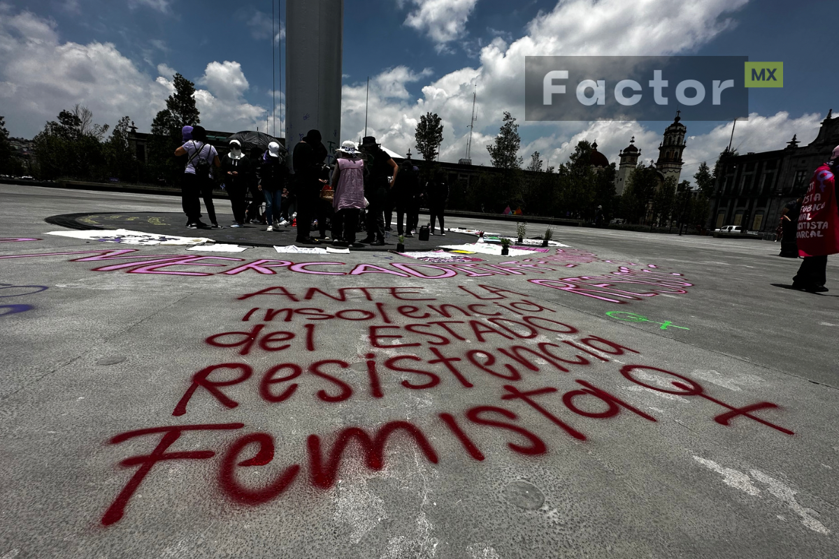 Protesta por la Mercadita feminista en Toluca