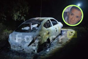 El viernes 16 de febrero, Arturo Edgardo fue visto por última vez con vida. Trabajaba como taxista en el Valle de Toluca, pero fue reportado como desaparecido después de que salió a realizar un viaje en Almoloya de Juárez. Este sábado, su cuerpo fue localizado calcinado. En tanto, Jesús Raúl habría asistido a un jaripeo en la comunidad de Tepetzintla del municipio de Tenancingo, el 10 de febrero, este fin de semana también fue localizado muerto, pero él en el municipio de Zumpahuacán. En el Estado de México, cada semana se reportan entre 120 y 150 reportes de personas desaparecidas, de las cuales, 80% son localizadas con vida, pero 20% no han vuelto a sus casas. “Sabemos que han sido muchas las caras de la desaparición, una de ellas la delincuencia, otras de ellas también los temas personales de violencia de género que también atañen mucho a las desapariciones de mujeres”, sostuvo la comisionada de Búsqueda de Personas en la entidad, Sol Salgado Ambros. Ola de violencia, factor de desapariciones en Edomex En los municipios de Zinacantepec y Almoloya de Juárez, en el Edomex, los cobros de derecho de piso, es decir, de extorsiones por parte del crimen organizado, son constantes. En las últimas semanas uno de los grupos más afectados han sido los taxistas. Reportes de vecinos señalan que al menos tres unidades han sido robadas y calcinadas por la célula delictiva conocida como La Familia Michoacana. Eran propiedad de quienes se negaron a pagar la cuota al crimen. Es por lo anterior que temen que el homicidio de Arturo Edgardo esté relacionado con su supuesta negativa a pagar el derecho de piso. Su cuerpo fue localizado en el barrio Mexico de la comunidad de San Miguel Zinacantepec, en los límites con Almoloya de Juárez. Estaba al interior de un Nissan Versa con cromática de taxi, totalmente calcinados. Desapariciones, el otro infierno Para integrantes de grupos de búsqueda como el colectivo Flores en el Corazón, las desapariciones son el síntoma de la violencia que más lacera, pues la incertidumbre genera dolor e impotencia en las familias a un grado en que se descompone el tejido social. Durante 2023, en el Estado de México se reportaron 5 mil 180 casos de desaparición, a mayoría correspondientes a hombres. Datos de el Registro Nacional de Personas Desaparecidas y No Localizadas revelan que, del total de casos, mil 791 personas se encuentran aún desaparecidas y 3 mil 389 personas fueron localizadas, 144  sin vida. Los municipios de concentran la incidencia son Ecatepec, Toluca, Nezahualcóyotl, Ixtapaluca y Cuautitlán Izcalli. Homicidios en el Edomex Si bien 20% de los reportados como desaparcidos no han sido localizados, hasta 5% son encontrados sin vida, víctimas de homicidios dolosos. Si bien la Secretaría de Seguridad del Estado de México dio a conocer que se reportó una baja sensible en materia de homicidios dolosos durante 2023, con un total de 2 mil 243 carpetas de investigación iniciadas; también ha acumulado los días más violentos a nivel nacional. La reducción reportada fue de apenas 0.1 por ciento en comparación con los 2,257 registrados en el mismo periodo de 2022. En cambio, tan solo este lunes 29 de enero, la entidad mexiquense acumuló ocho asesinatos en 24 horas y hasta el corte de ese día, el Edomex ya acumulaba 214 en distintos municipios.