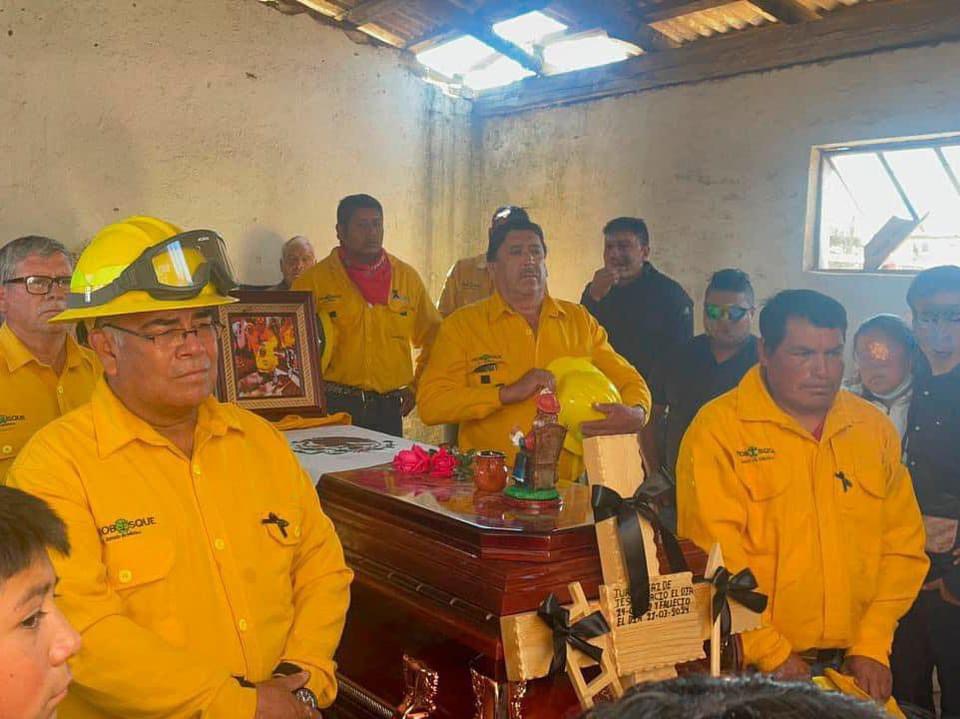 Despiden a víctimas de incendio de Donato Guerra