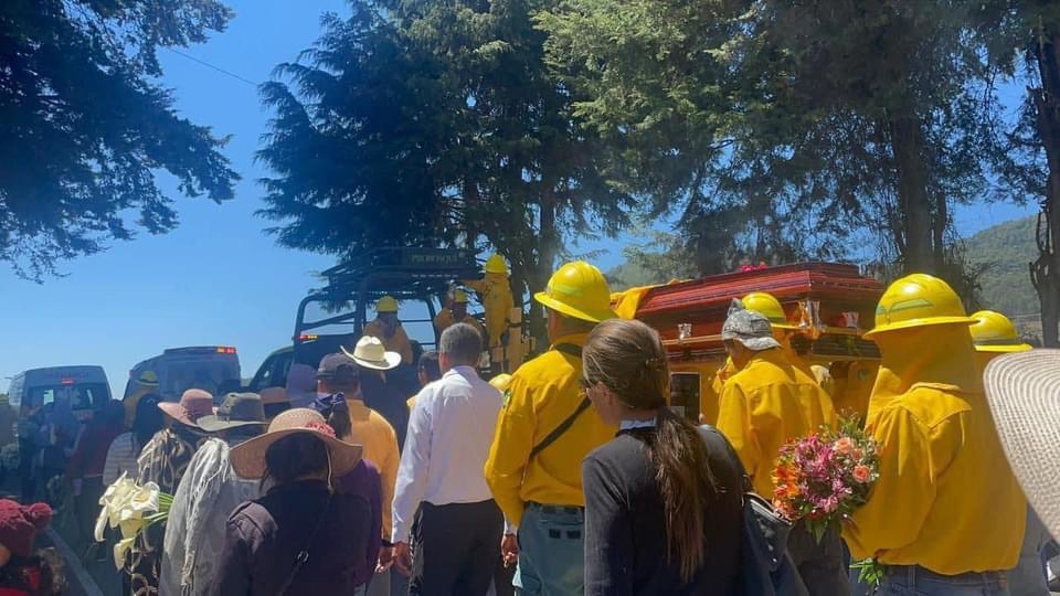 Despiden a víctimas de incendio de Donato Guerra