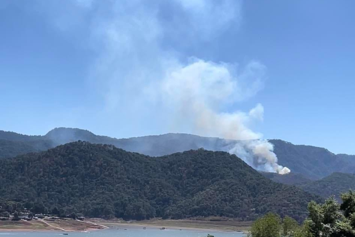 Incendios forestales en Valle de Bravo y Ocoyocac