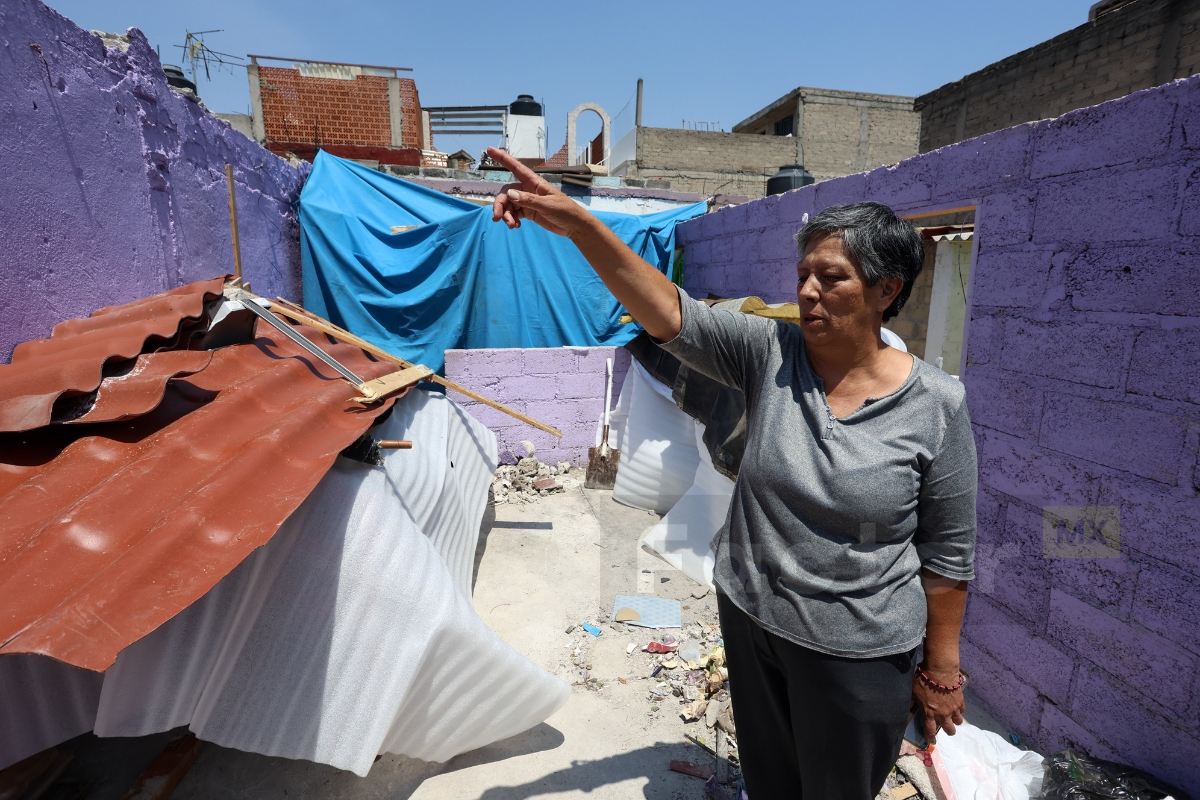 Afectados por el tornado en Toluca piden ayuda