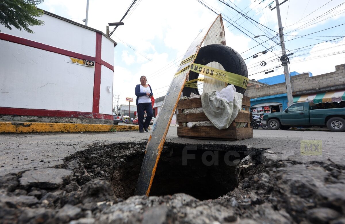 Aparece oquedad en San Mateo Oxtotitlán; temen por fallas geológicas