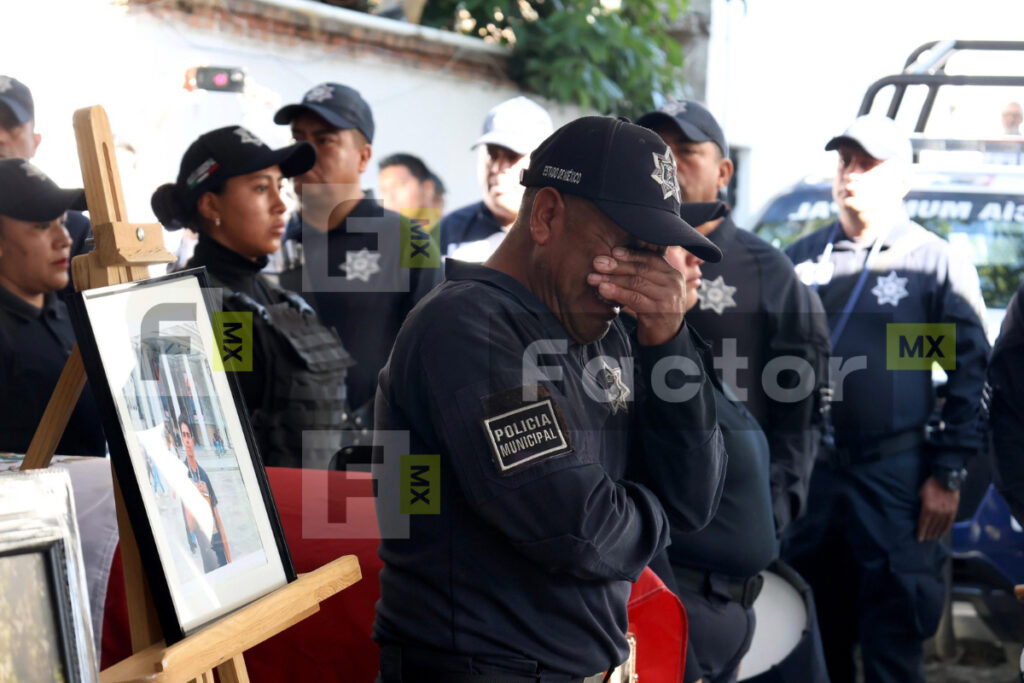 Malinalco se despide de policías caídos; les rinden homenaje. Fotografías de FACTORMX