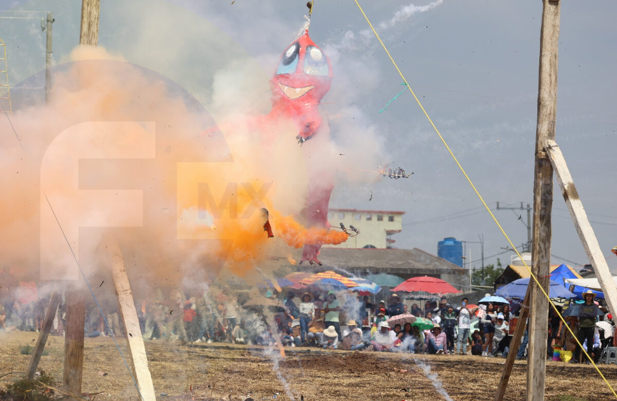 Quema de Judas: diez años de fuego y memoria en San Mateo Tlalchichilpan