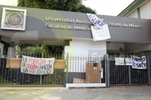 Paristas de la UAEMéx denuncian hostigamiento; UAEMéx anuncia unidad de género
