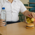 Obesidad infantil: sin educación en casa, la escuela no basta