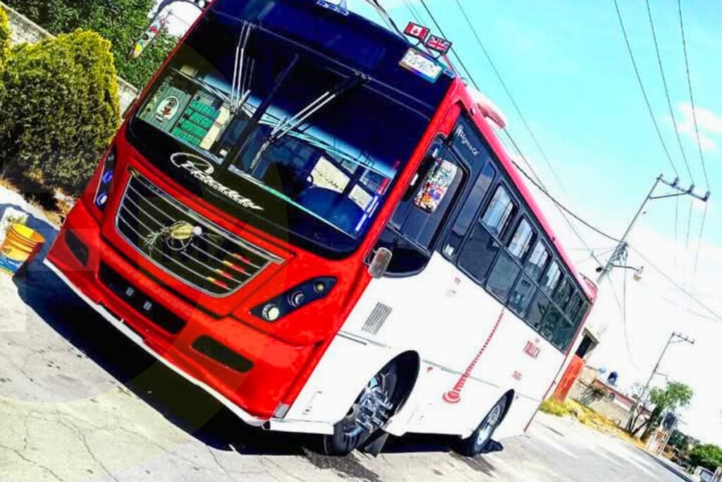 Autobús desaparecido en Toluca; buscan a operador y acompañante