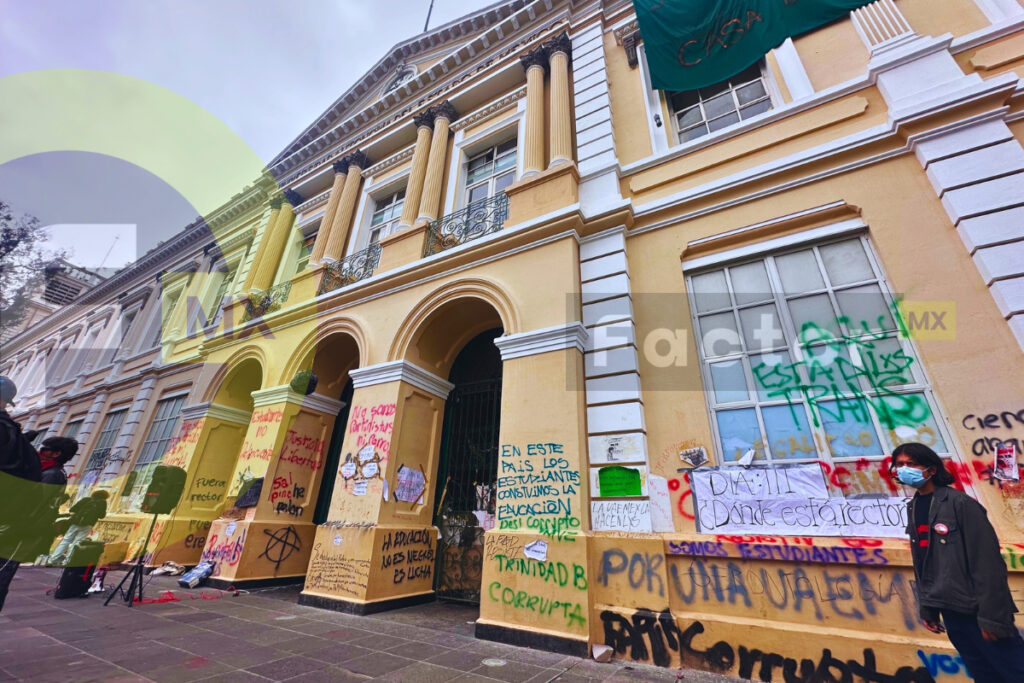 10% la colegiatura de la UAEMéx en medio del paro estudiantil