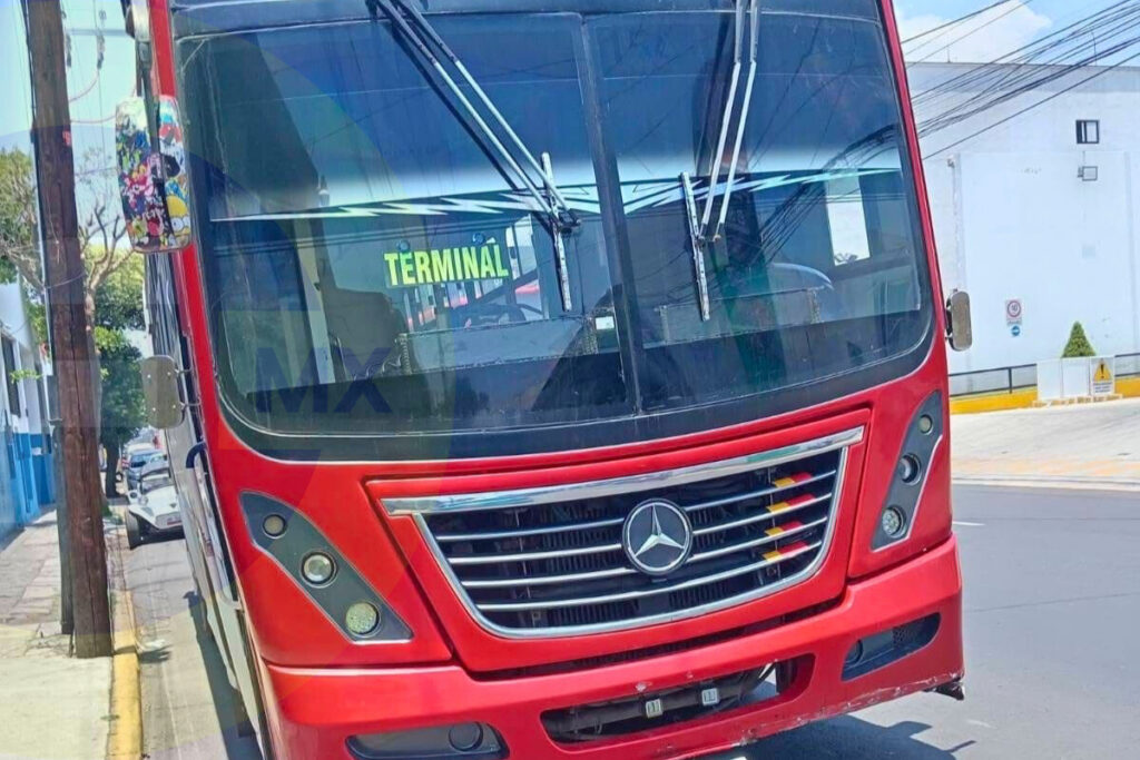 Autobús desaparecido en Toluca; buscan a operador y acompañante