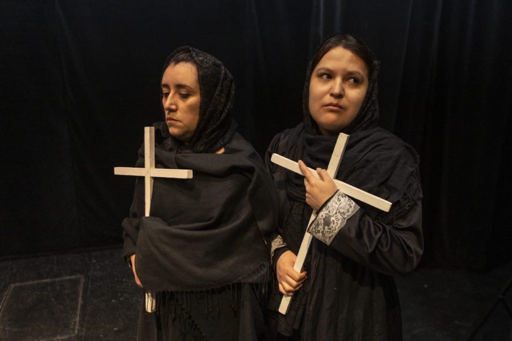 Escena de la obra ¡Eran Infernales! sobre el caso de Las Poquianchis en la Temporada de Teatro Universitario UAEMéx 2026