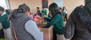 Implementan el programa Mochila de Paz en la secundaria de Colinas del Sol en Almoloya de Juárez