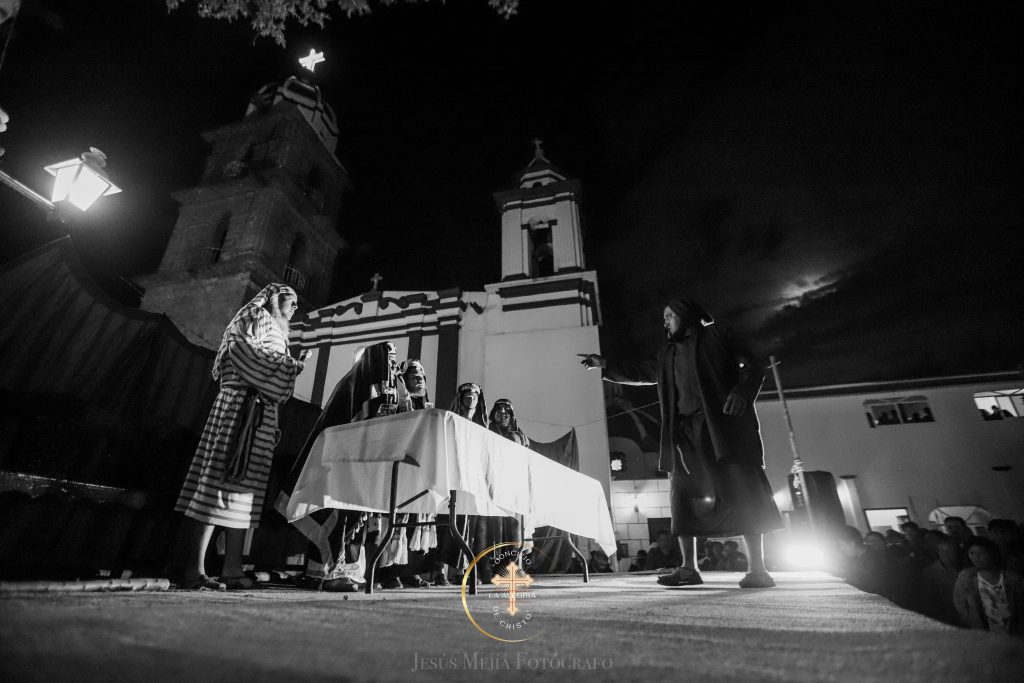 Semana Santa en Santiago Tlaxomulco cumple 39 años