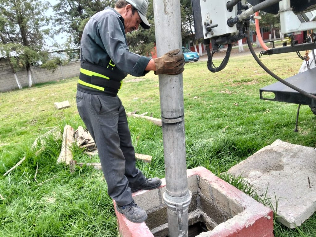 Desazolve en Almoloya de Juárez busca prevenir inundaciones